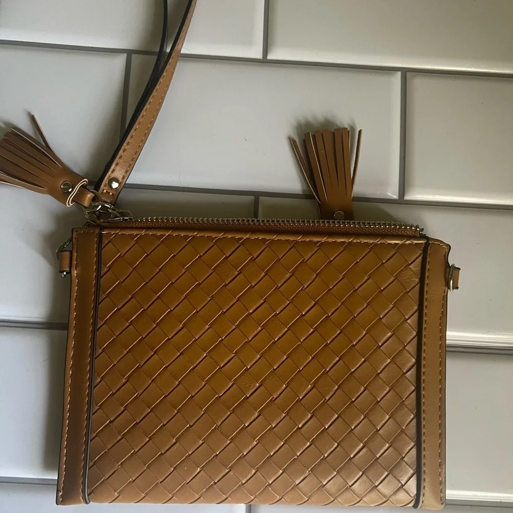 Jen and co wristlet